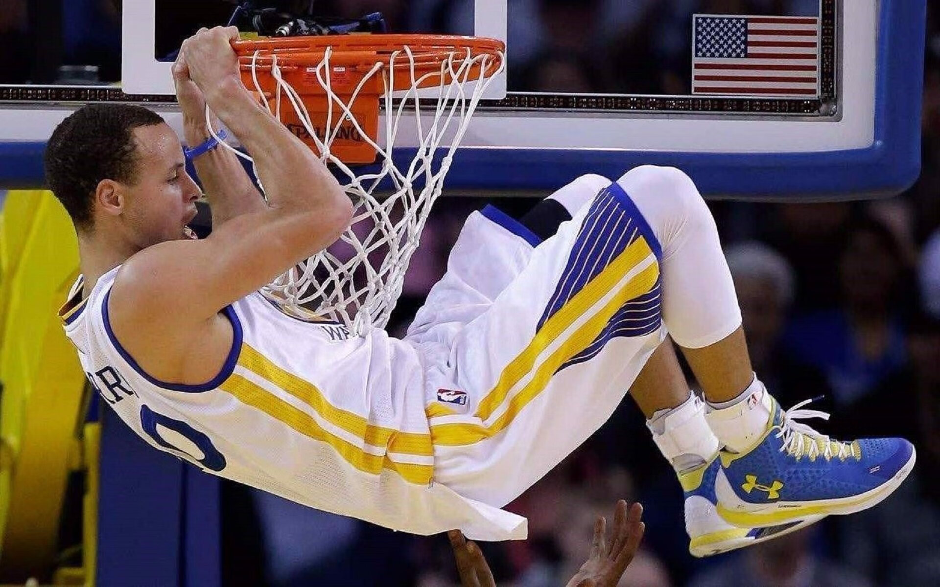 科比单场81分:NBA历史上最震撼的个人得分奇迹,科比得分81分是哪场